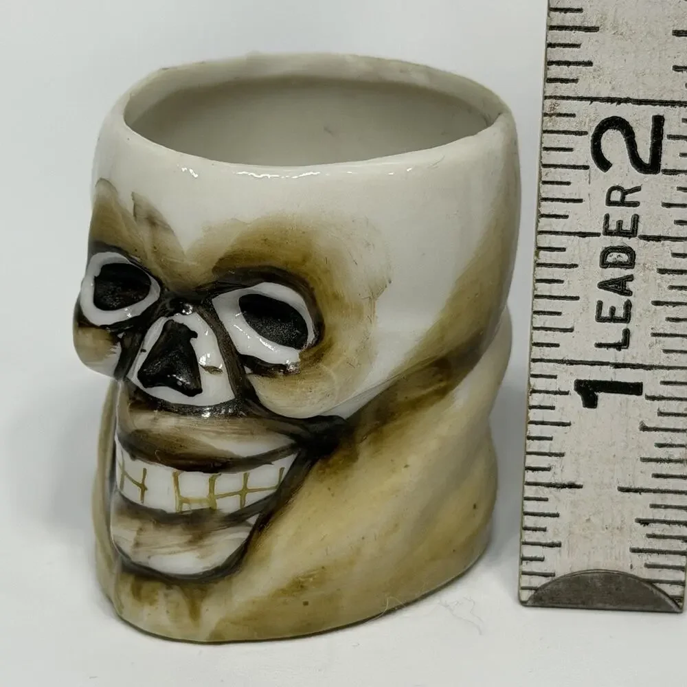 Unbranded vintage porcelain